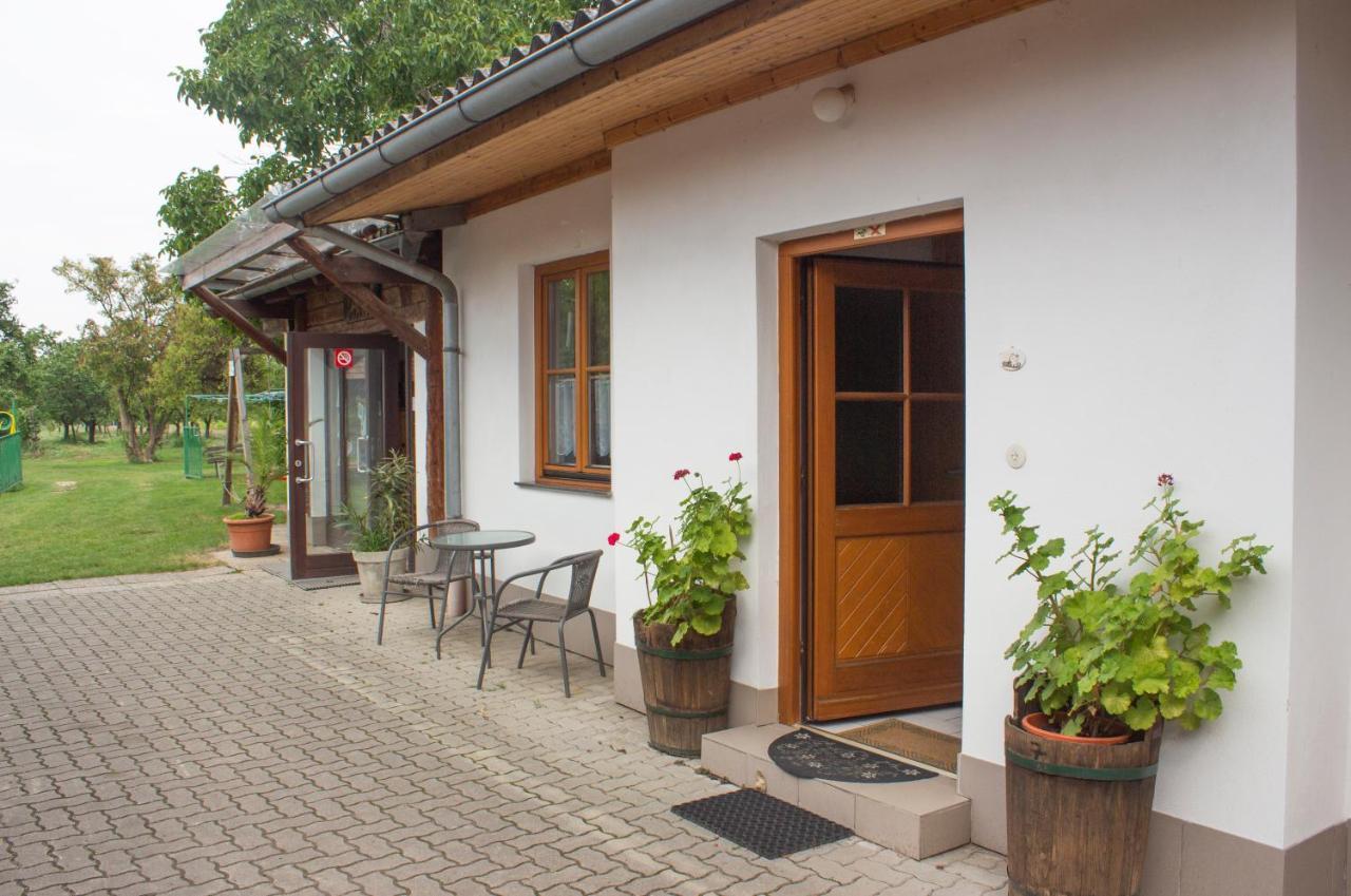 Weinbau Ettenauer Rohrendorf bei Krems Exterior foto
